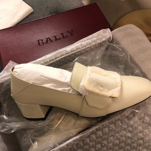 Bally Janelle Pumps with step-on back